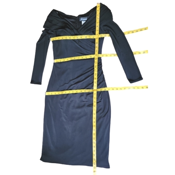 LA FEMME 🔖NWT Long Sleeve Ruched Cocktail Dress - Size 2 - Picture 8 of 13